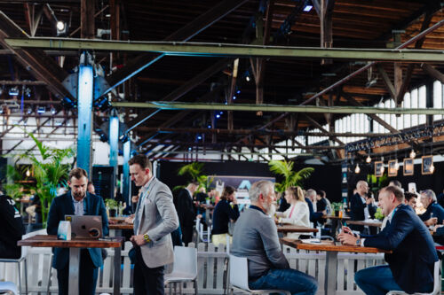 Networking_Tische